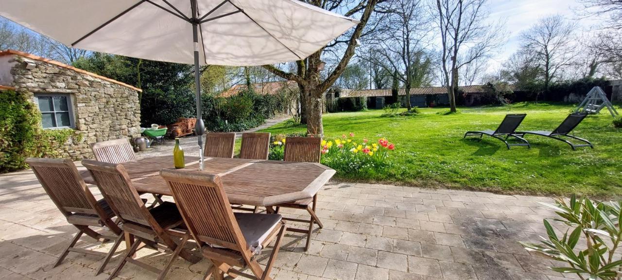 Au Logis De La Mongie Bed & Breakfast Soullans Eksteriør bilde
